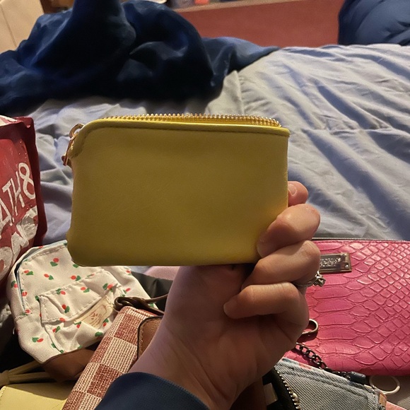 Universal Thread Card Wallet - Picture 3 of 5